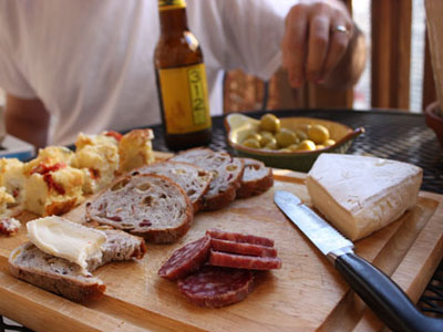 Εθιστική είναι η κατανάλωση σνακ